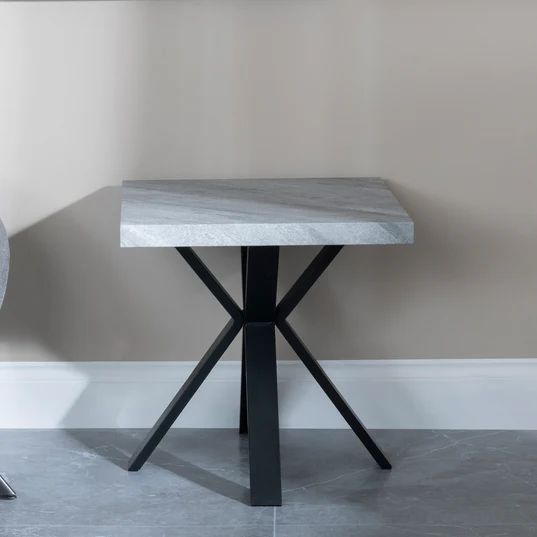 Bologna End Table with Black Spider Legs