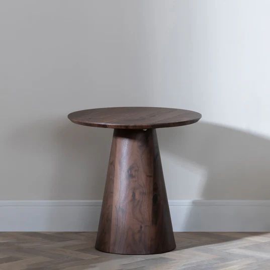 Verbania Round End Table